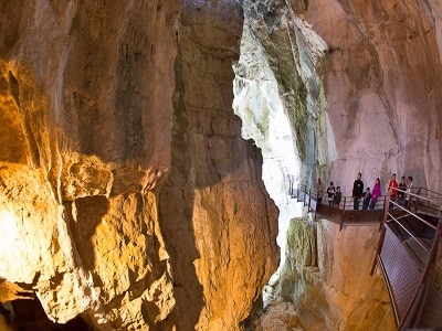 Le site de Saint Christophe la Grotte
